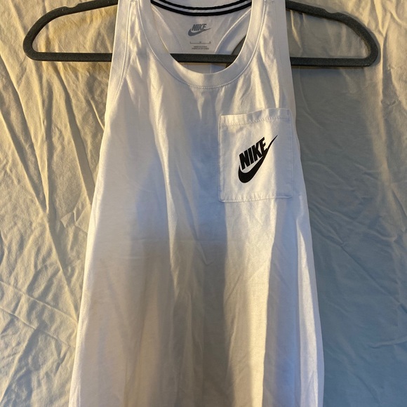 GIRLS Nike Razor Back Tank - Picture 2 of 4